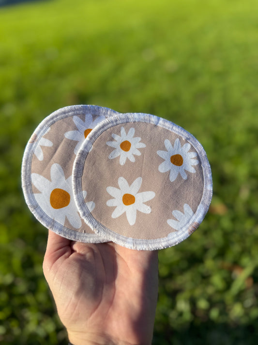 Tess Daisy reusable Breastpads